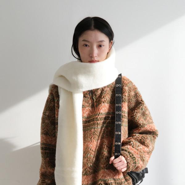 Wool Color Oversized Muffler (White)