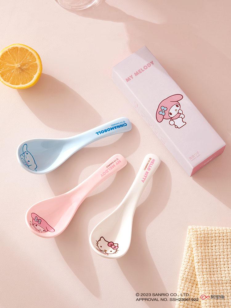 시나모롤 헬로키티 세라믹 스푼 숟가락