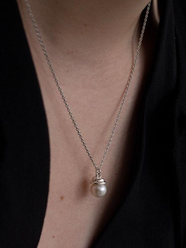 해류 흐름 PEARL NECKLACE