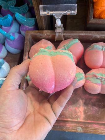 이런 상품 어때요? 러쉬 영국 피치 배쓰 밤 입욕제 170g