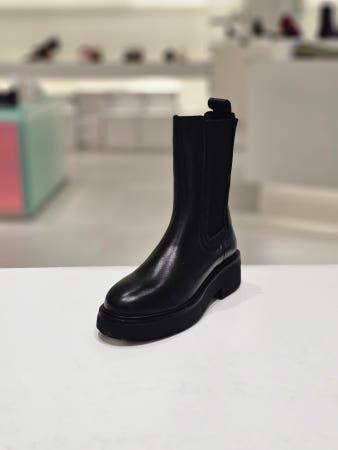 이런 상품 어때요? 슈콤마보니 Classic chelsea boots(black) DG3CW24601BLK