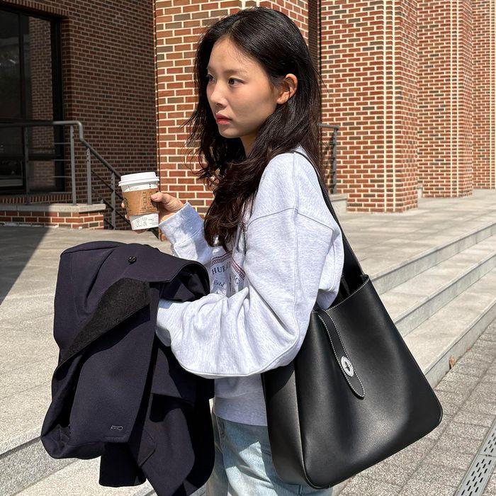 클래식 벨트 숄더 블랙
