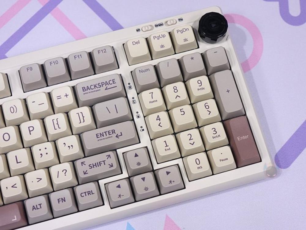 EPOMAKER RT100 95% 유무선 기계식 키보드 블루투스 5.0/2.4G Retro