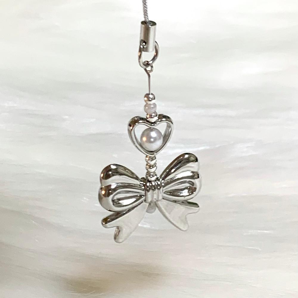 silver pearl ribbon keyring ୨୧ (실버퍼리본키링)