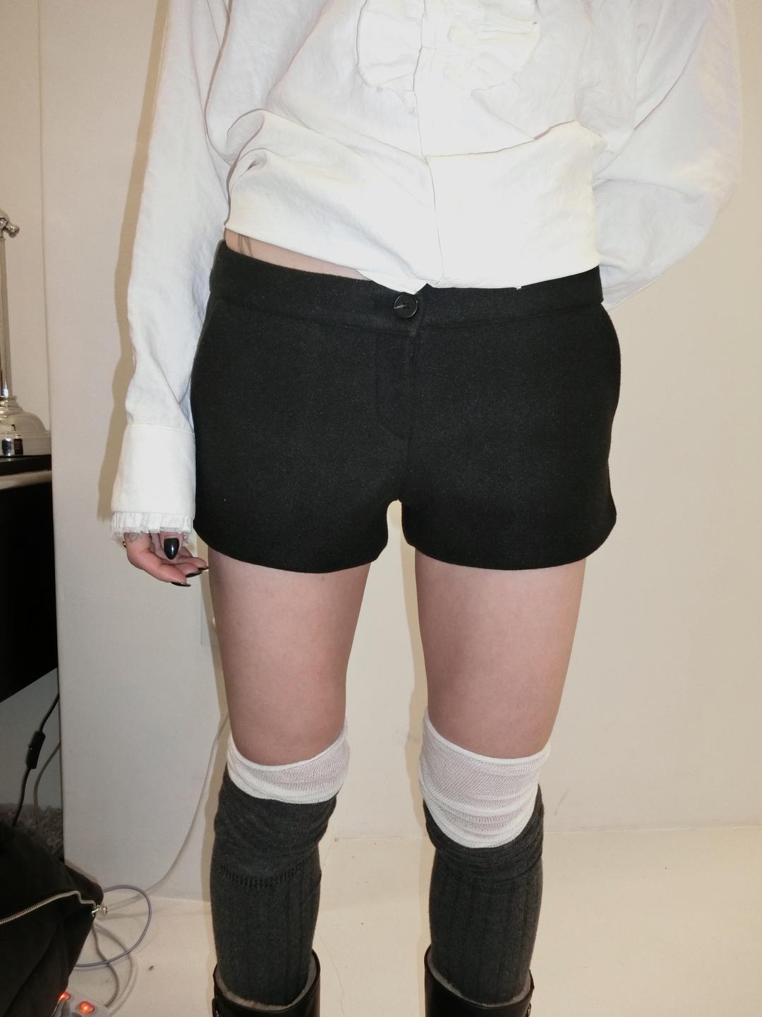 Winter Short Pants (2 colors)