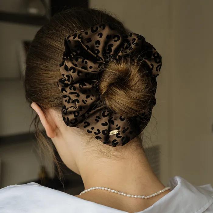 HON006 Leopard Velvet Textured Scrunchie