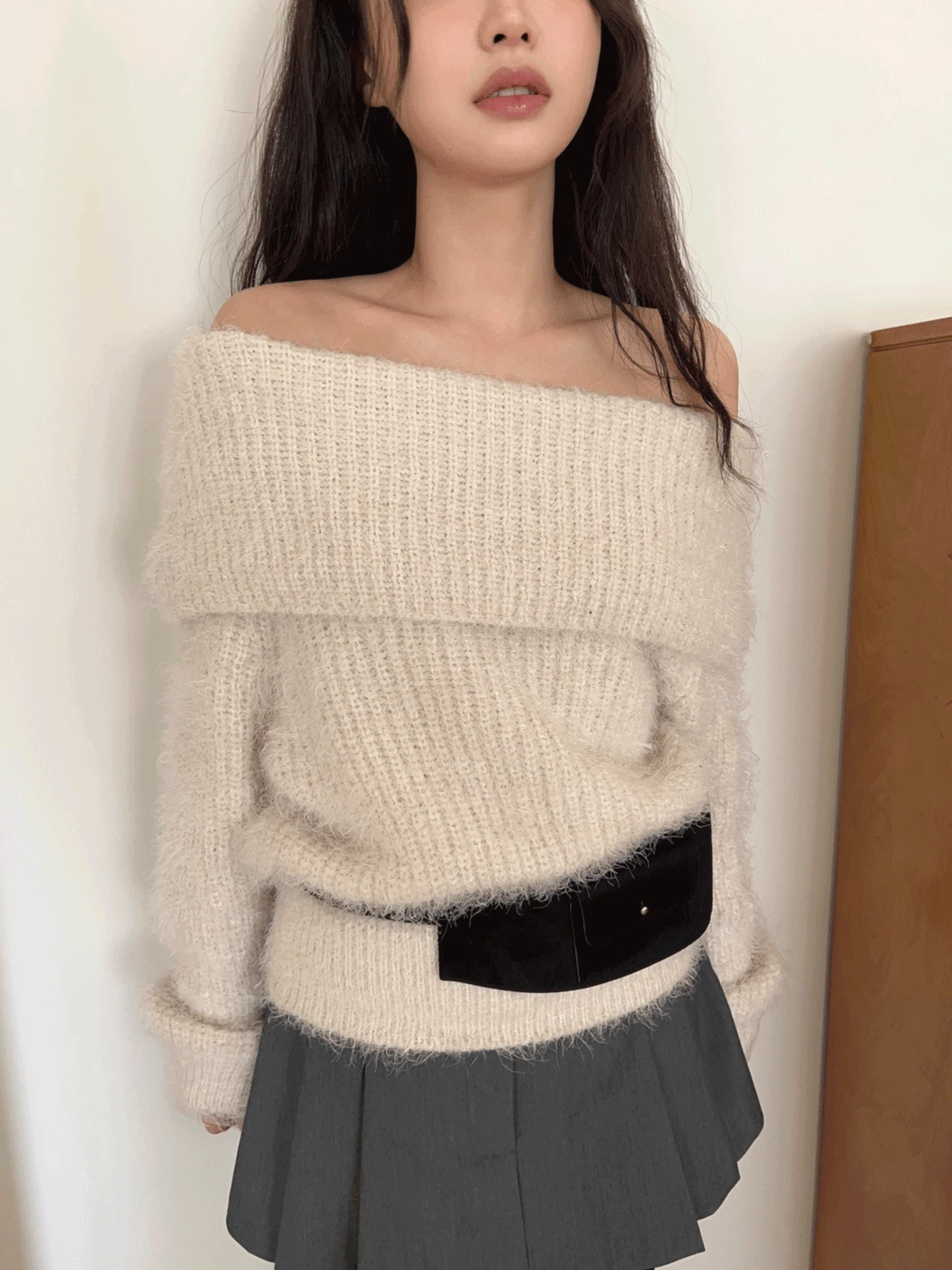루즈 부클 오프숄더 니트 (5color)