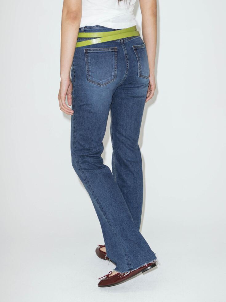 lotsyou_Back Slit Slim Straight Denim