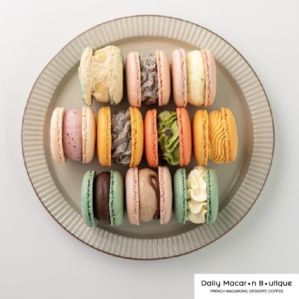 "건강하고 뚱뚱한 맛의 향연" 수제뚱카롱 12구 선물 세트 / 개별포장