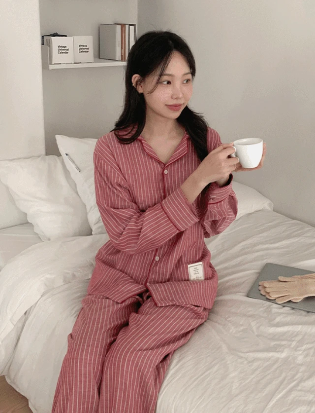 [A.made] 커들 스트라이프 긴팔 커플파자마 크리스마스 남녀공용 잠옷세트