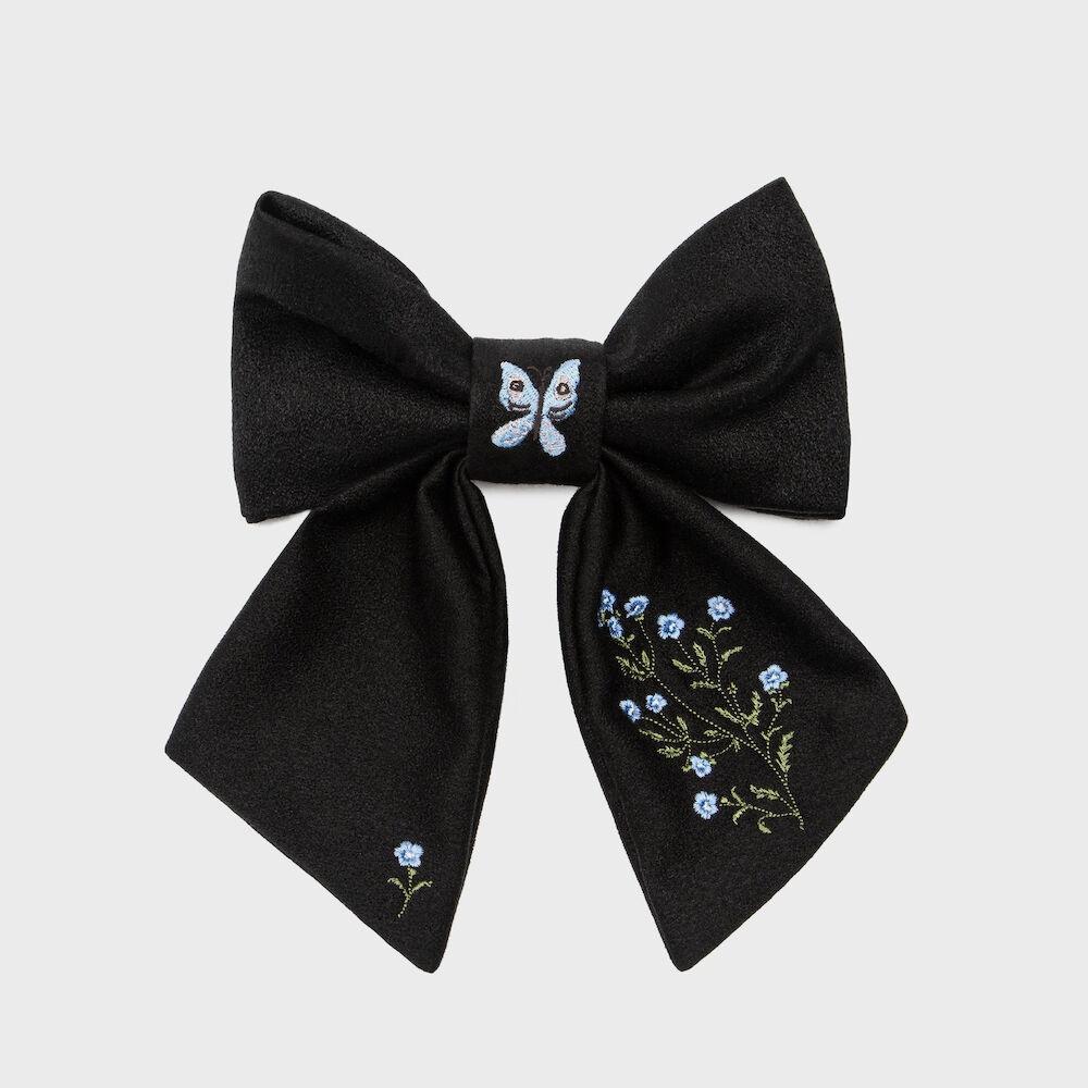 NAT ribbon pin myosotis