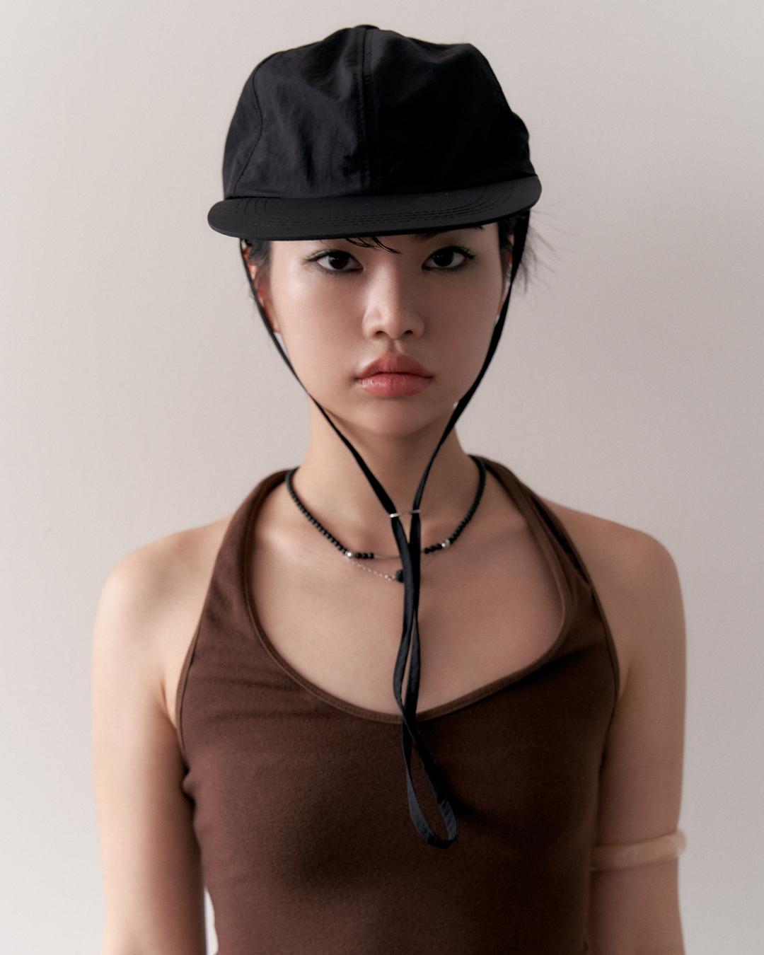 美愛桃源 String camp cap (Black/White)