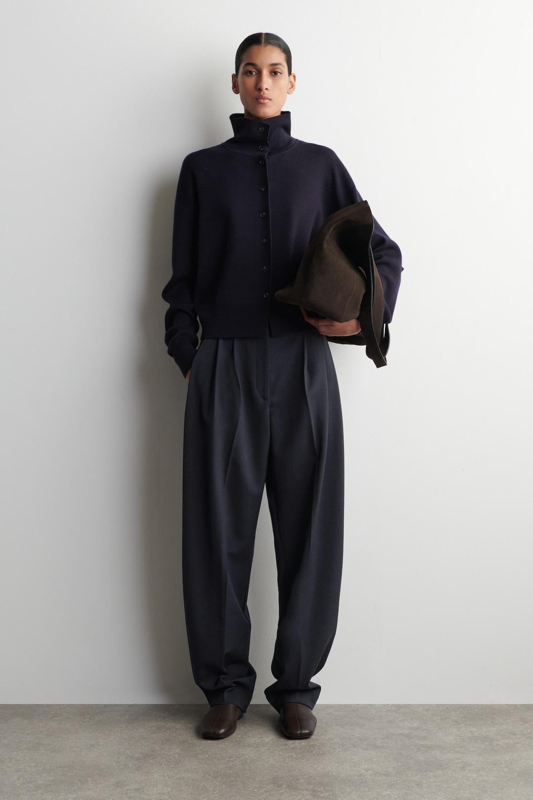 PLEATED WOOL-BLEND TULIP TROUSERS - NAVY | COS
