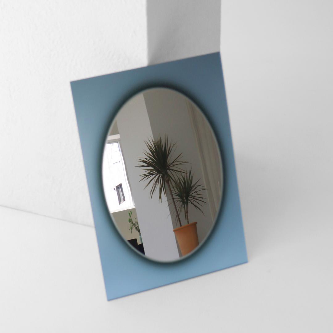 PLATE IN MIRROR. SKYCASTLE 거울