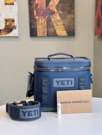 이런 상품 어때요? YETI New HOPPER FLIP 8 보온보냉 소프트 쿨러 박스[NAVY]