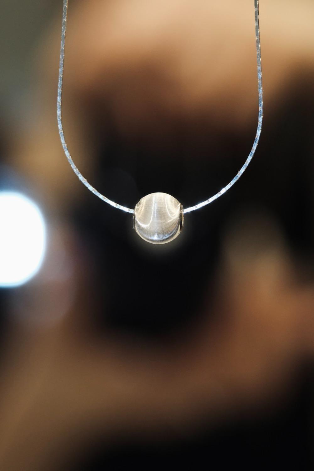 [당일 배송] 홀로그램 글로스 목걸이