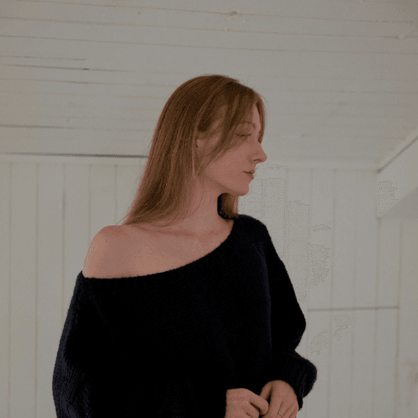 Easy Cosy One-Shoulder Knit