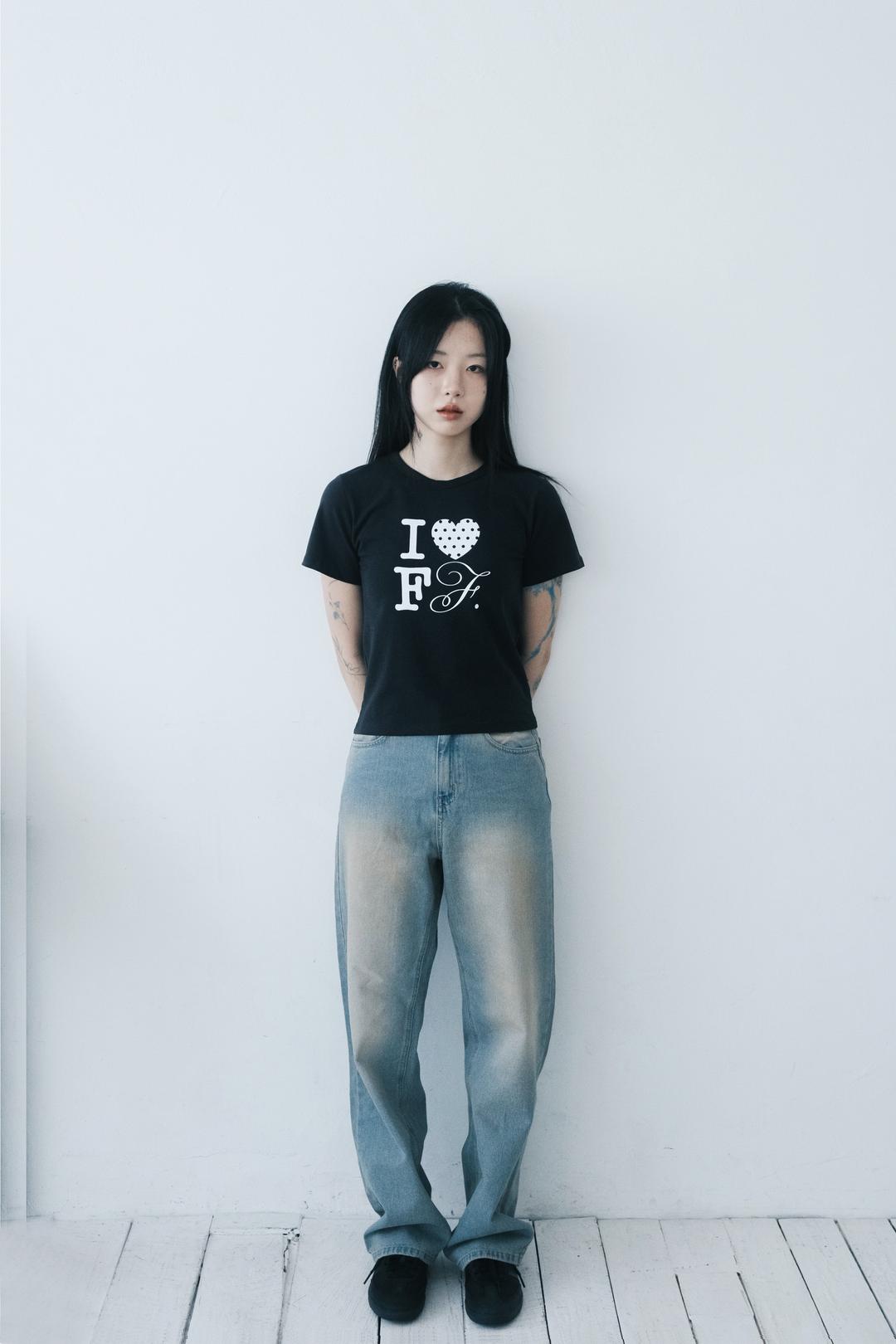 I ♥︎ 𝓕 Short Tee