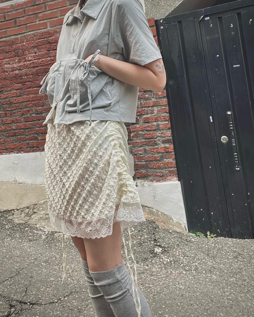 (3color) 자가드 레이스 셔링 미니 스커트