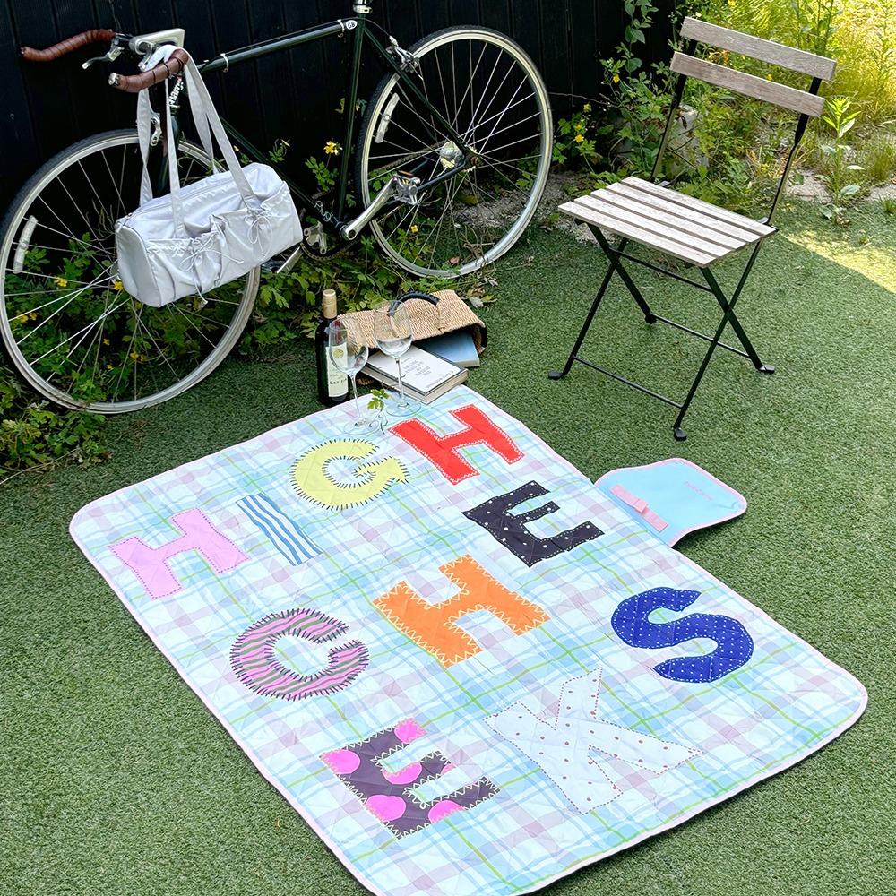 Whappen Stitch Picnic Mat_HC2536AC001M