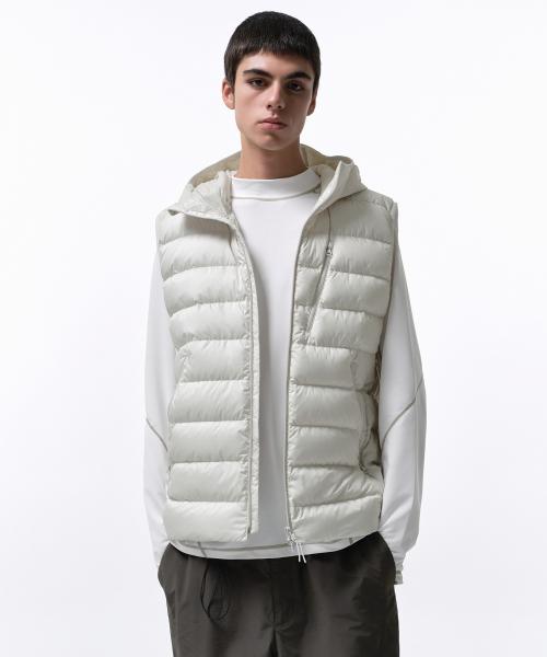 시티 레저 후디드 라이트 다운 베스트 [스톤 화이트]