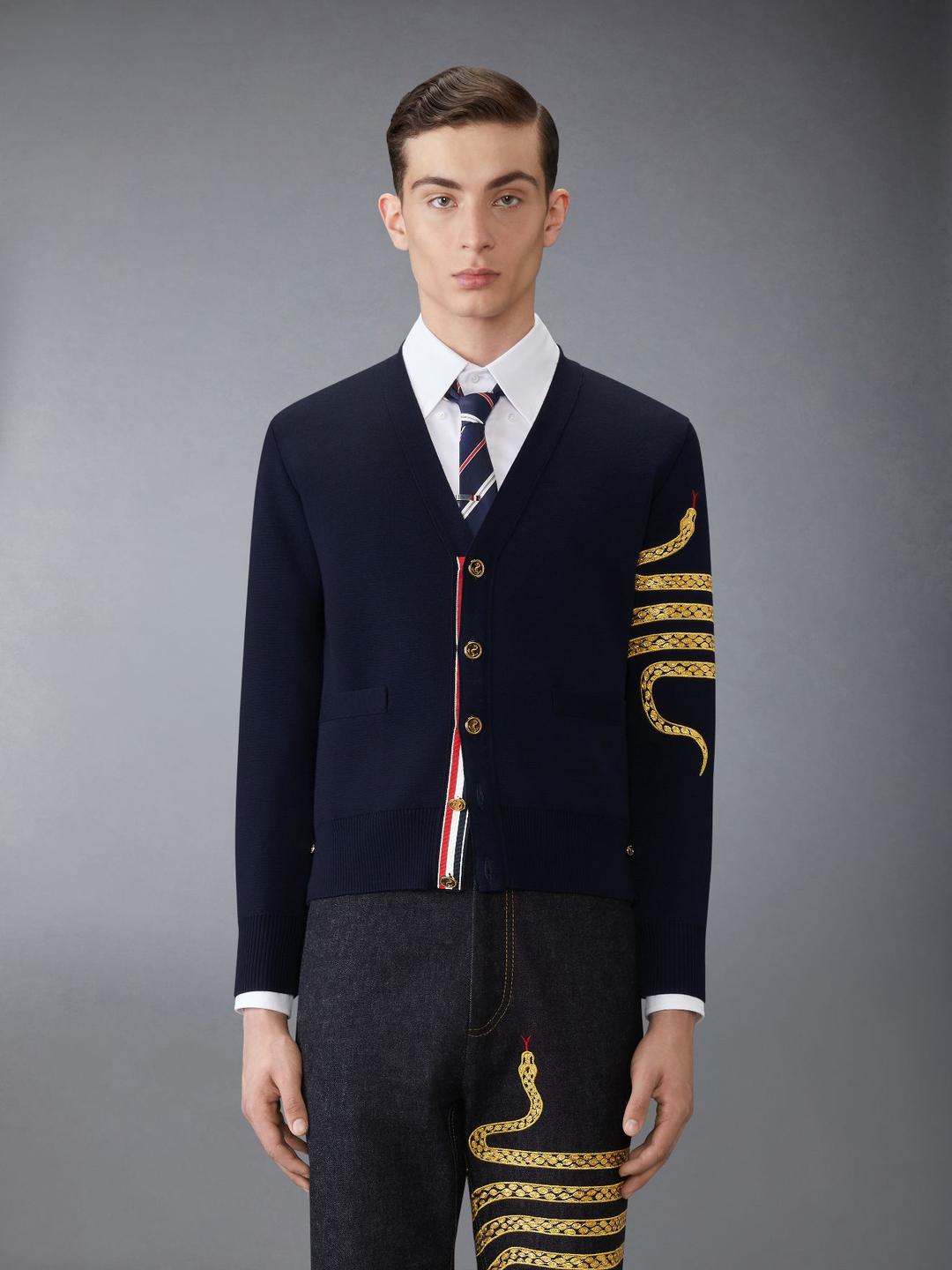 루나 뉴 이어 4-바 브이넥 카디건