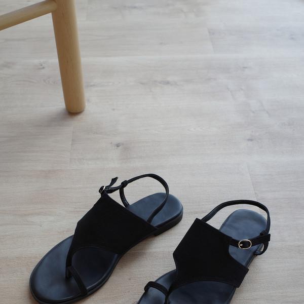 Suede sandal