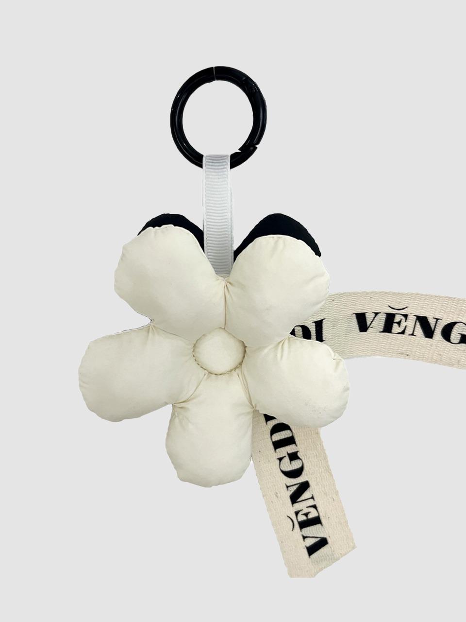 Padded Flower Keyring_White