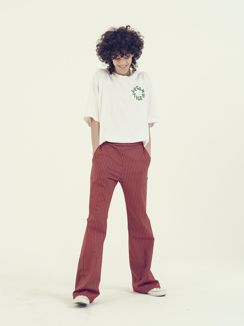 레드 스트라이프 벨보텀 팬츠