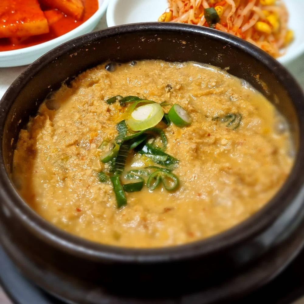 [계룡산 상신식당]전통방식 띄운 비지찌게
