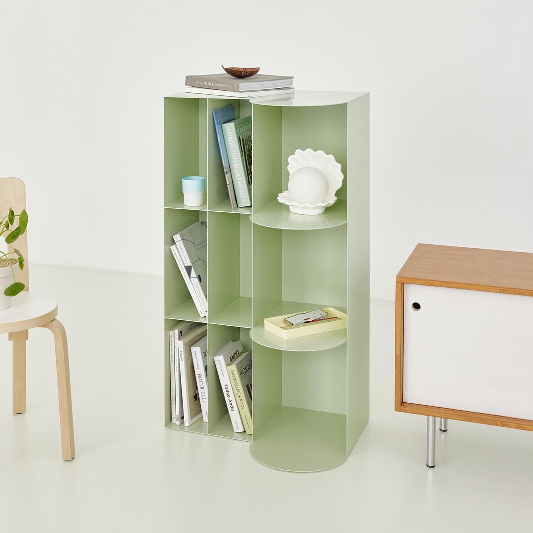 R Shelf Nine - Soft Mint