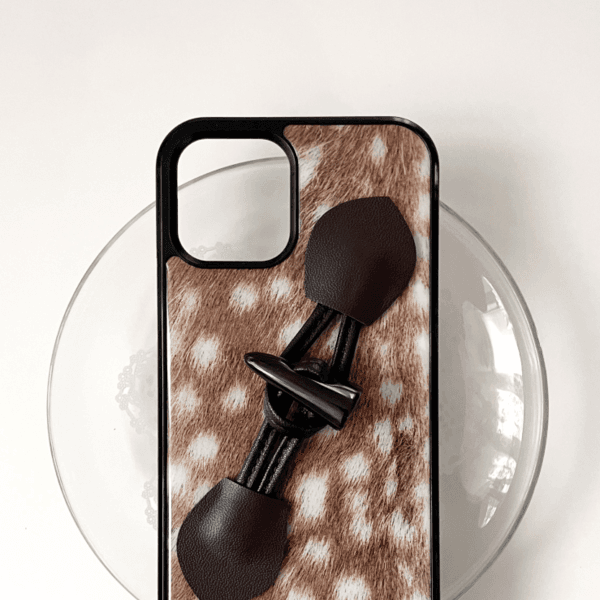 Bambi Toggle Case (Brown)