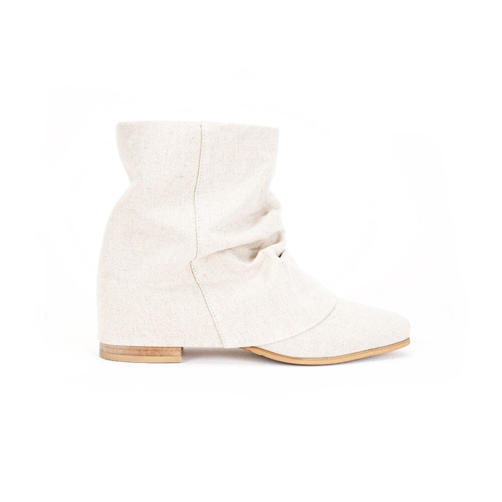 Linen Wrinkle Boots