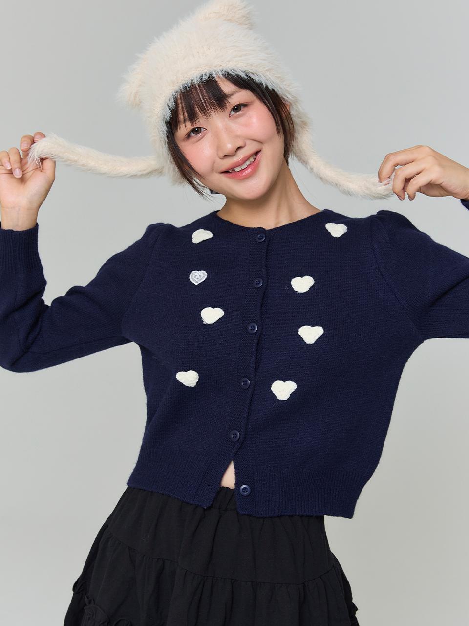[7차 리오더/박나래 나혼자산다 착용] 와펜 하트 가디건 - 네이비(WAPPEN HEART CARDIGAN - NAVY)