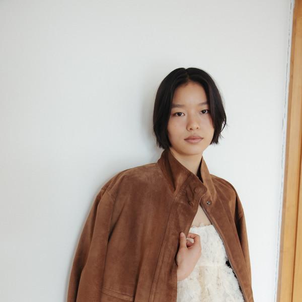 [Exclusive] Suede high neck jumper (camel / khaki)