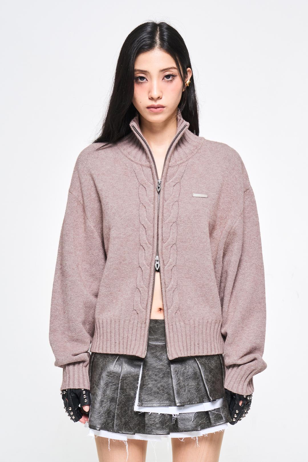 CABLE KNIT METAL LOGO ZIP-UP PINK