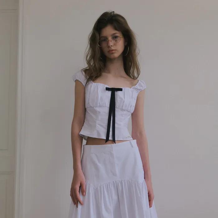 RIBBON HEART NECK VOLUME BLOUSE_WHITE