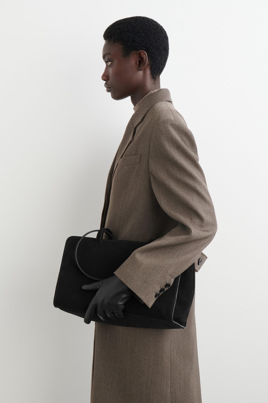 CASHMERE-LINED LEATHER GLOVES - BLACK | COS