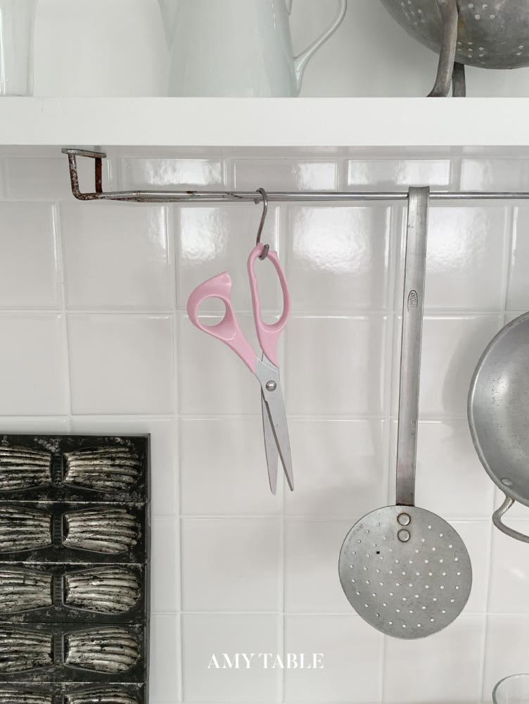 (에이미테이블) 일본 핑크 주방 가위