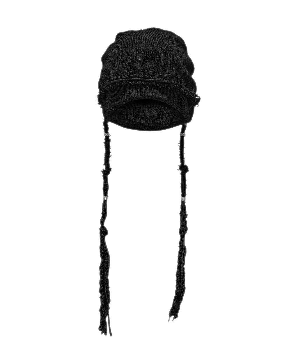 KNIT BRAID BEANIE . BLACK