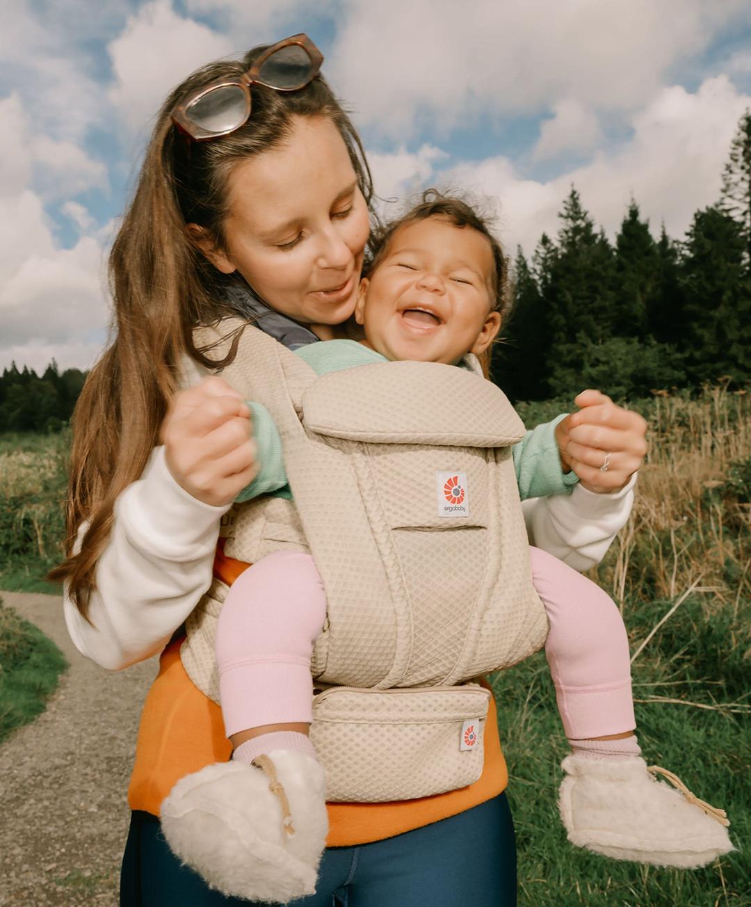 Ergobaby Omni Deluxe Mesh Baby Carrier - Natural Beige