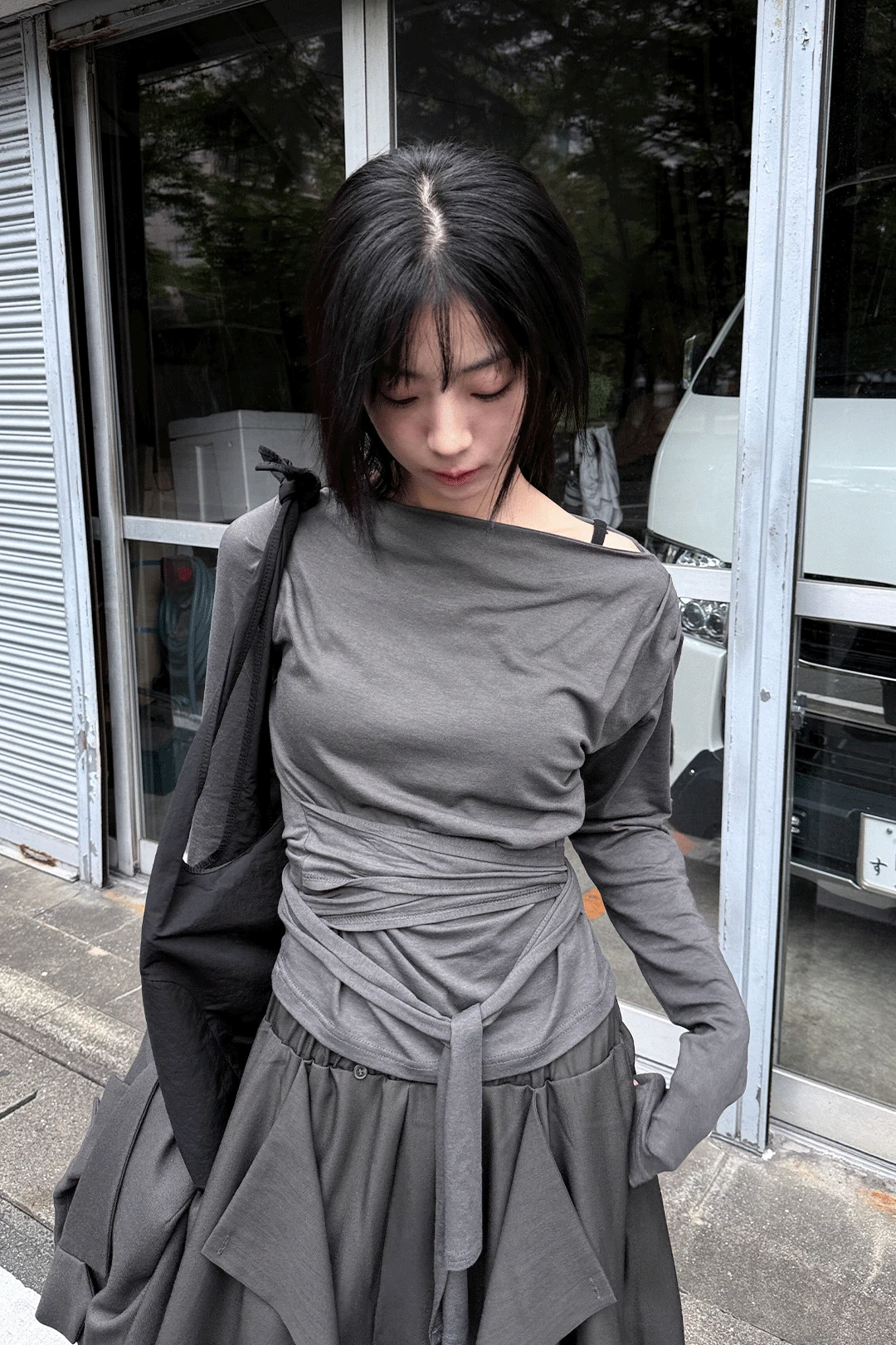 BOATNECK STRAP CROP TOP