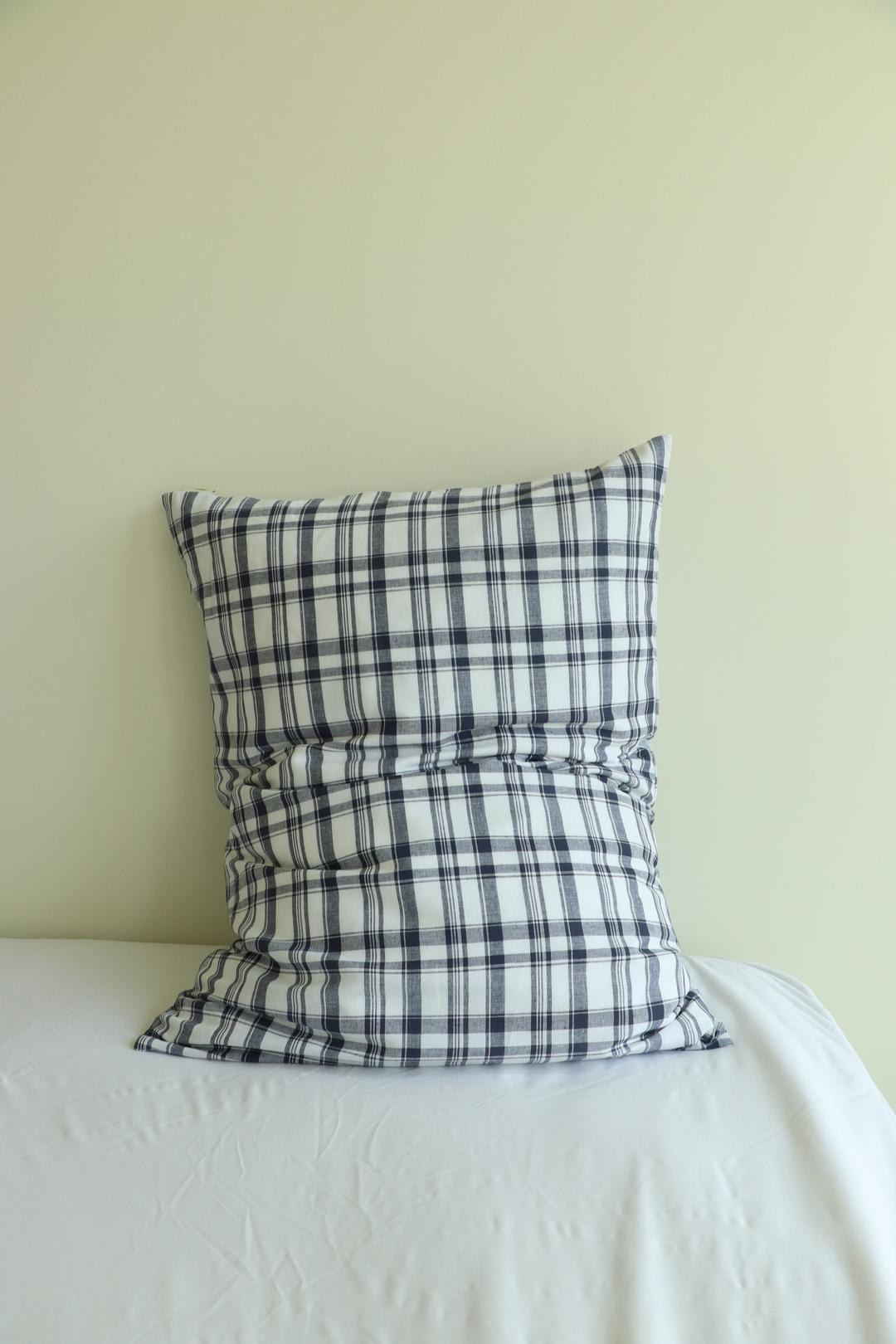 Linen check pillow cover(Navy)