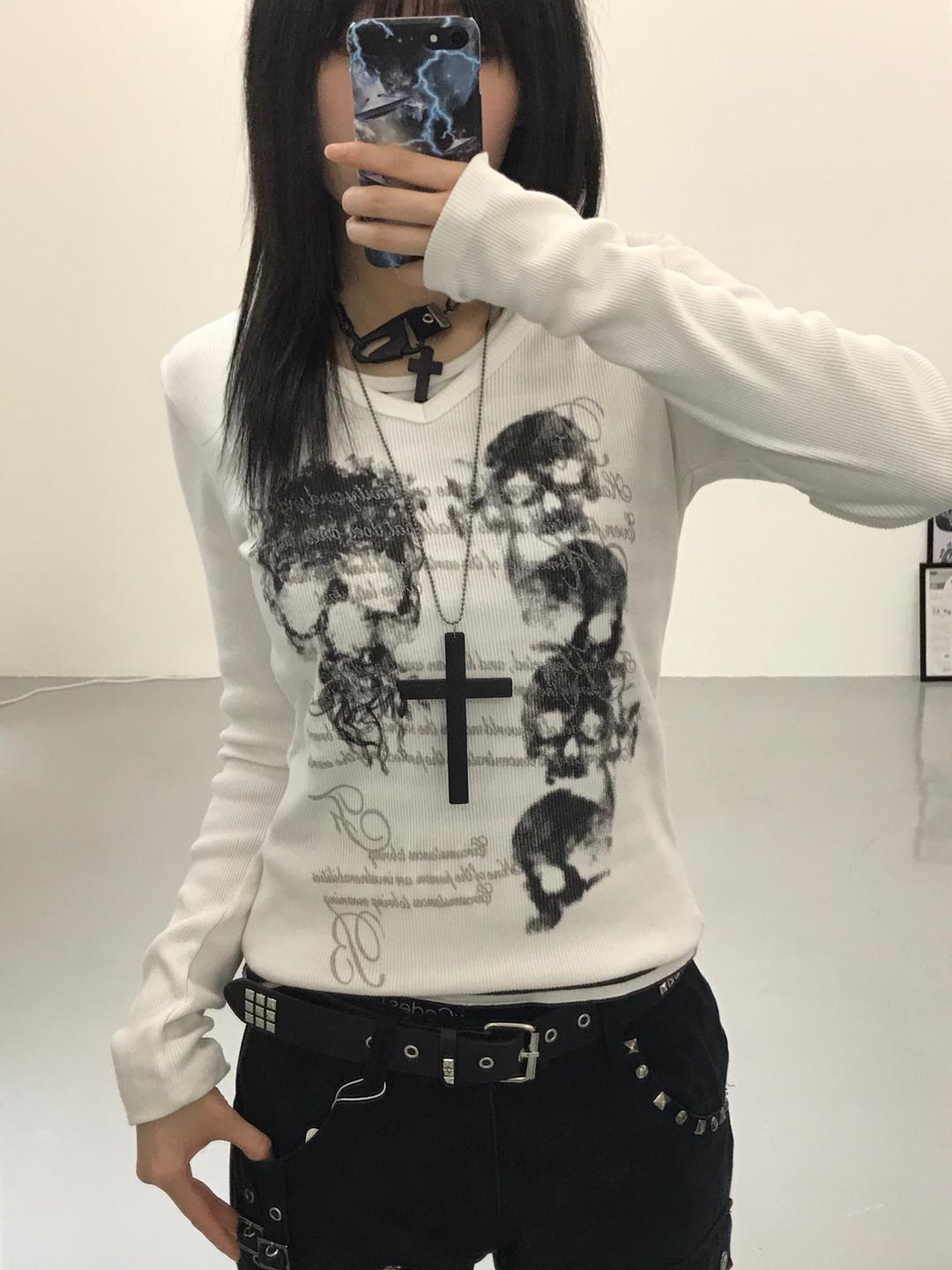 Jpn Skull Graphic Long Sleeve T-Shirts