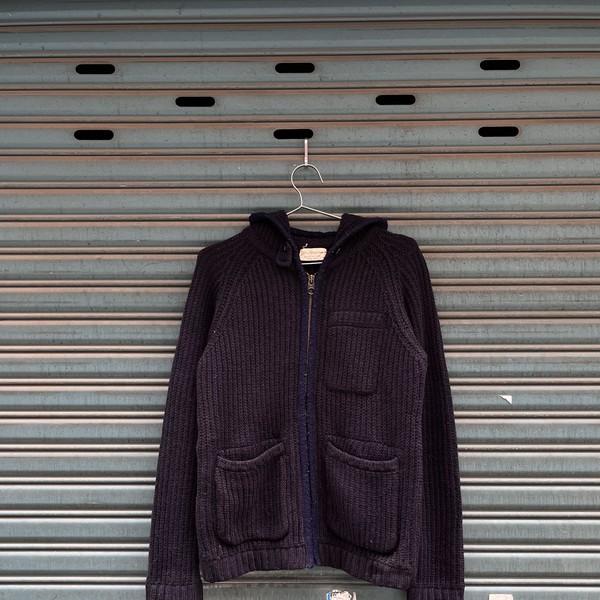 Alternative pocket knit hood zip-up
