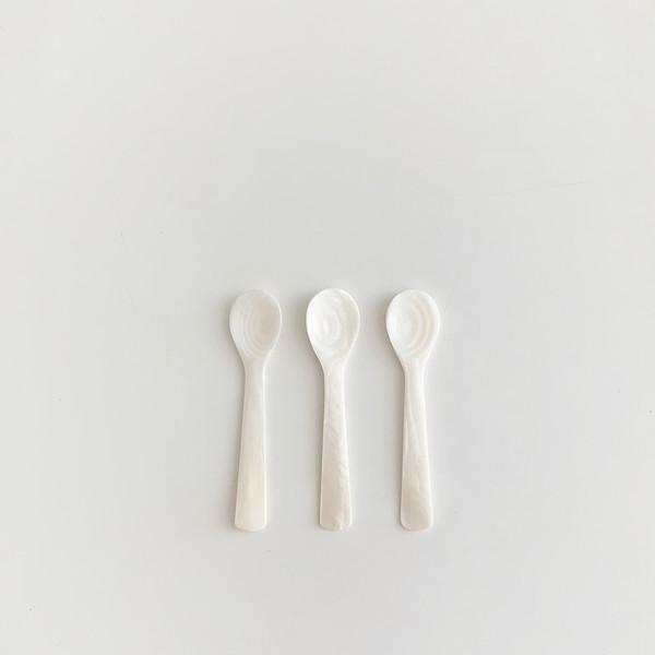 shell dessert spoon