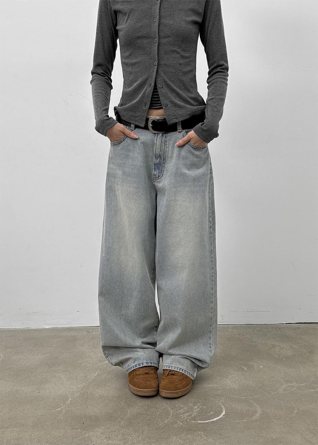 블랙업 올더아 워싱 세미 와이드 데님팬츠