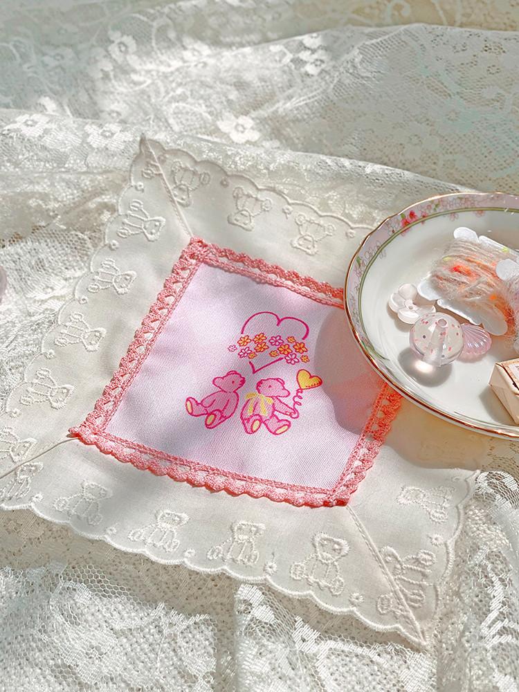 허니베어 핑크 티코스터 곰돌이 테디베어 컵받침 레이스 빈티지 레트로 무니무니 핸드메이드 감성 핸드메이드 감성 디자인 코스터 컵받침 홈데코 홈카페 화병받침 소품 주방 아이템