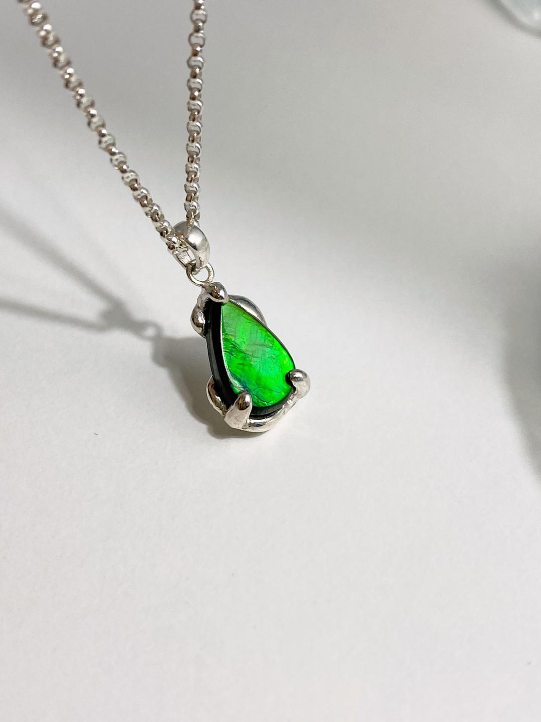 Shell of Light_Aurora Green