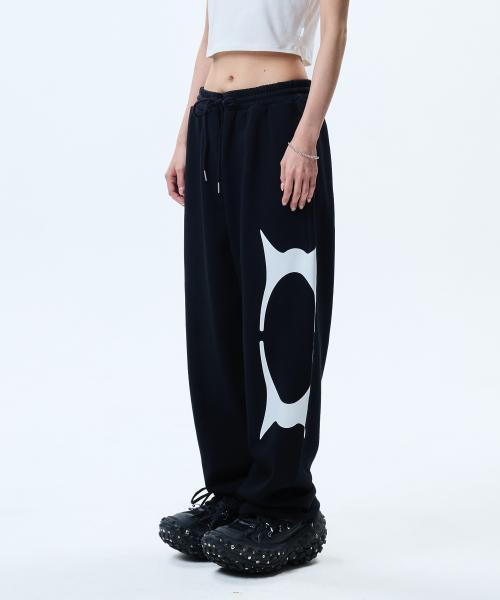 OG WORMHOLE LOGO PANTS BLACK